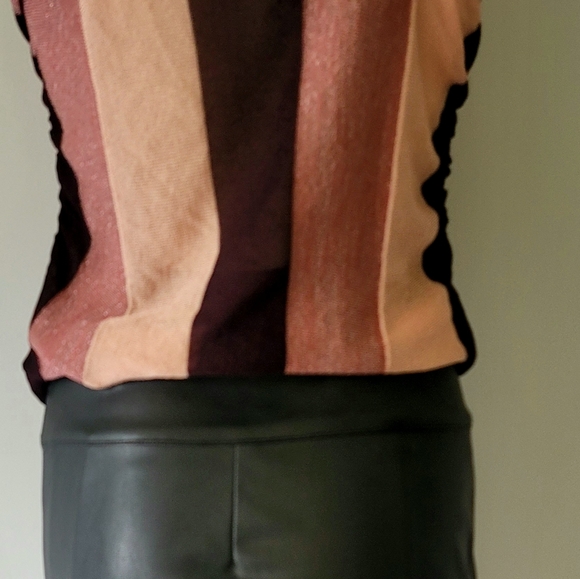 Bebe Shimmery Metallic Strappy Top Size XS - Picture 4 of 11